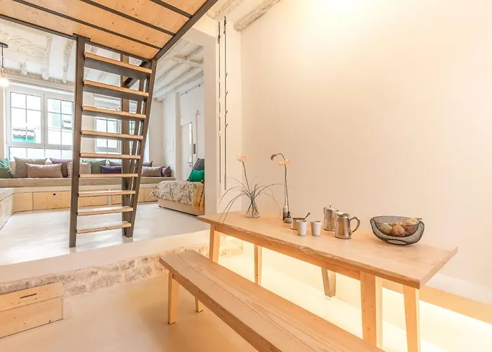 Loft In Pernety Париж